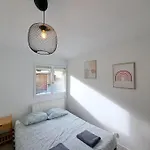 Santorin, Duplex Chaleureux
