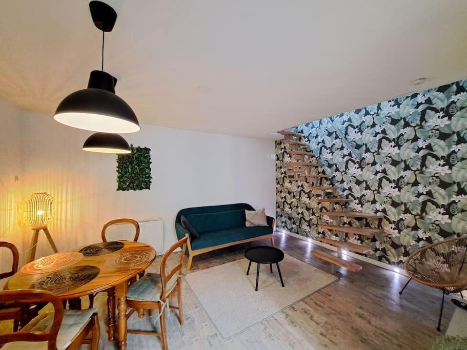 Santorin, Duplex Chaleureux *